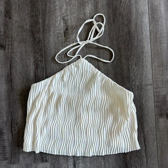 Dynamite Halter Top - Picture 2 of 8